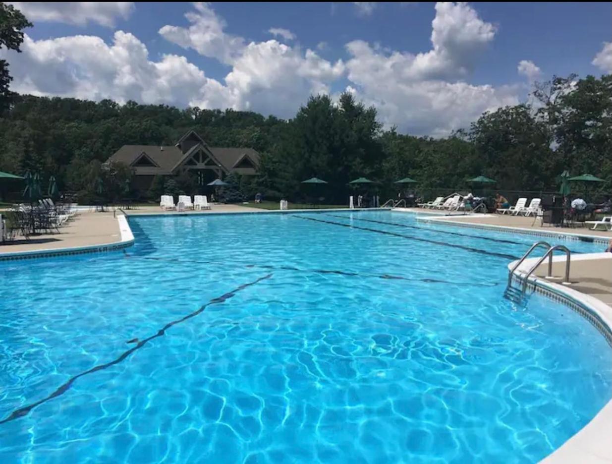 Camelback Private Home Located Behind Waterpark & Ski Lift Таннерсвилл Экстерьер фото